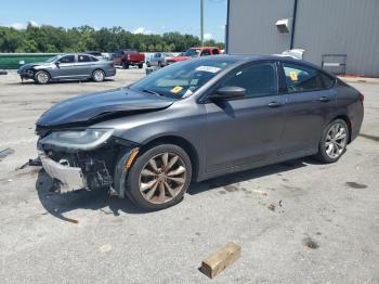  Salvage Chrysler 200