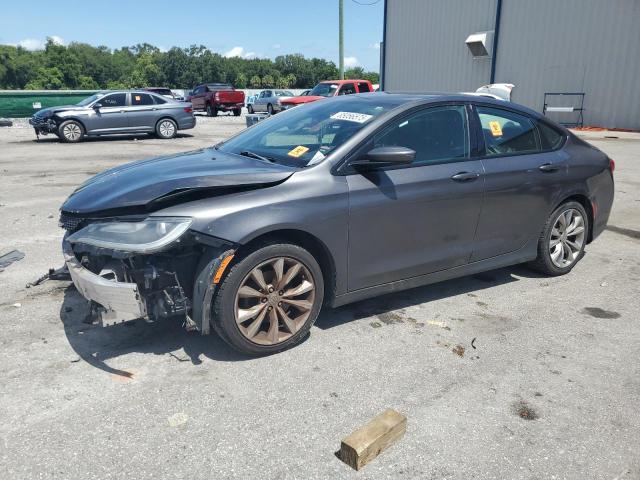  Salvage Chrysler 200