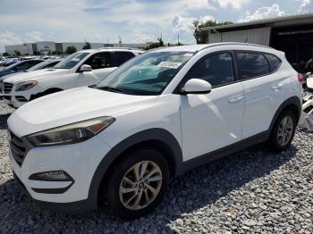  Salvage Hyundai TUCSON