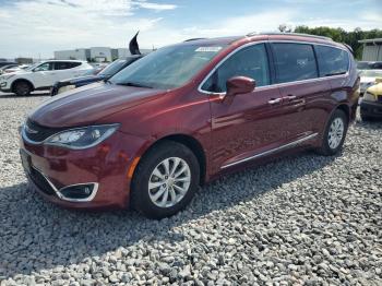  Salvage Chrysler Pacifica