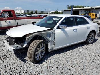  Salvage Chrysler 300