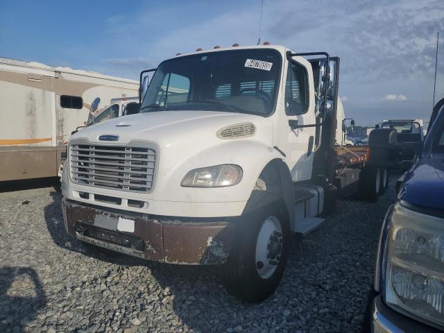  Salvage Freightliner M2 106 Med
