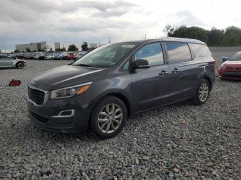  Salvage Kia Sedona