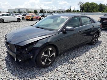  Salvage Hyundai ELANTRA