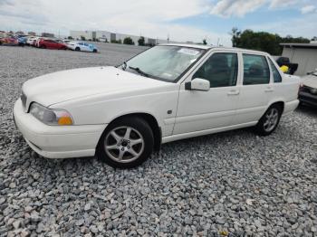  Salvage Volvo S70
