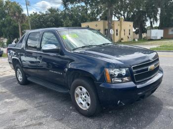  Salvage Chevrolet Avalanche