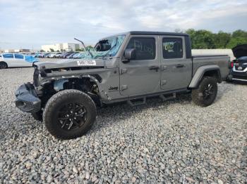  Salvage Jeep Gladiator