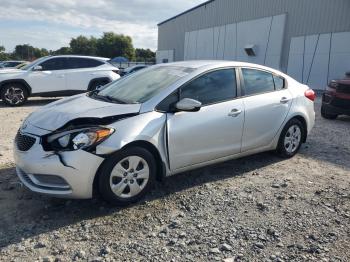  Salvage Kia Forte