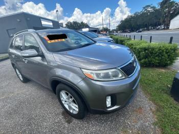  Salvage Kia Sorento