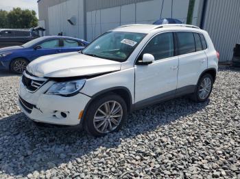  Salvage Volkswagen Tiguan