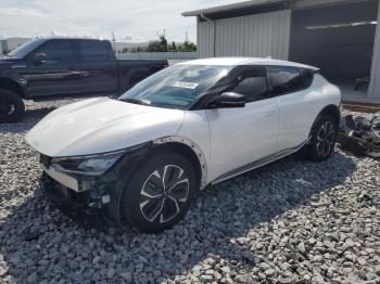  Salvage Kia EV6