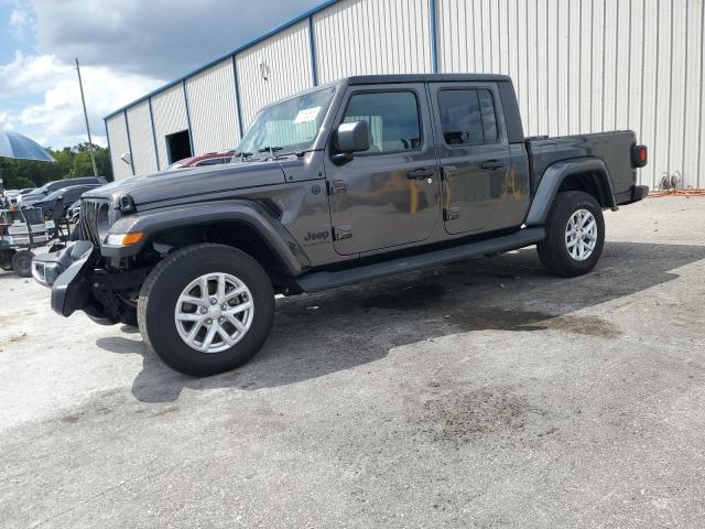  Salvage Jeep Gladiator