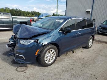  Salvage Chrysler Pacifica