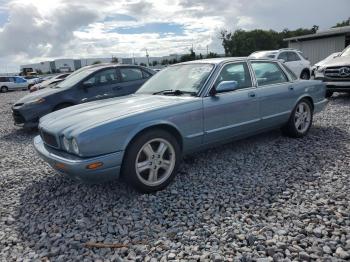  Salvage Jaguar XJ