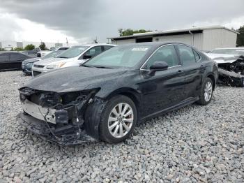  Salvage Toyt Camry