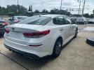Kia Optima Lx Image 2