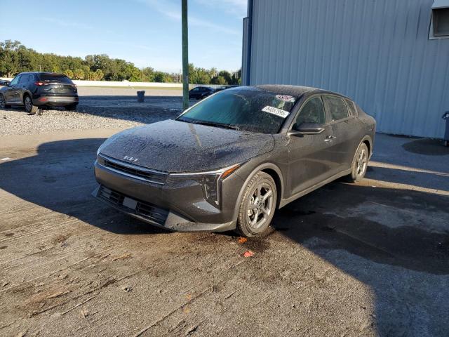  Salvage Kia K4 Lx