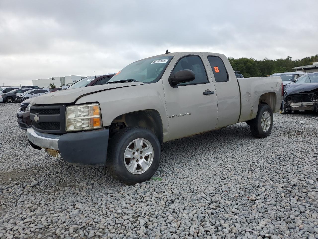 Chevrolet Silverado C1500 Image 1