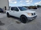 Nissan Frontier Crew Cab Le Image 2