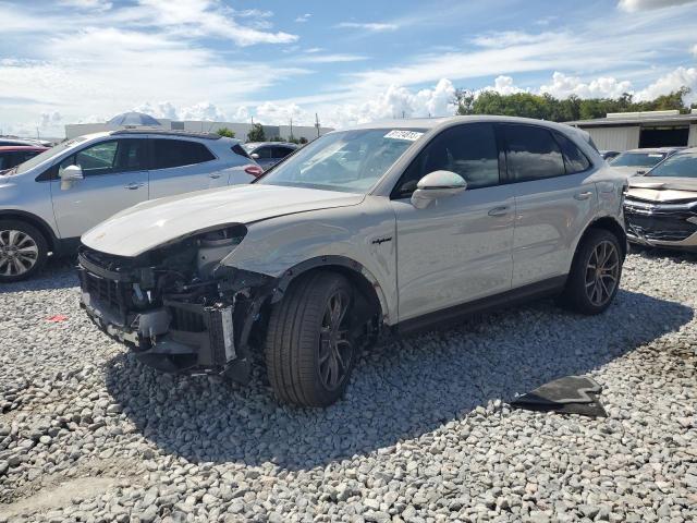  Salvage Porsche Cayenne