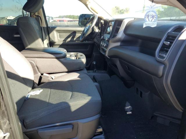 Ram 3500 Tradesman Image 4