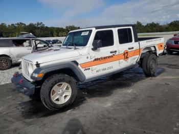  Salvage Jeep Gladiator