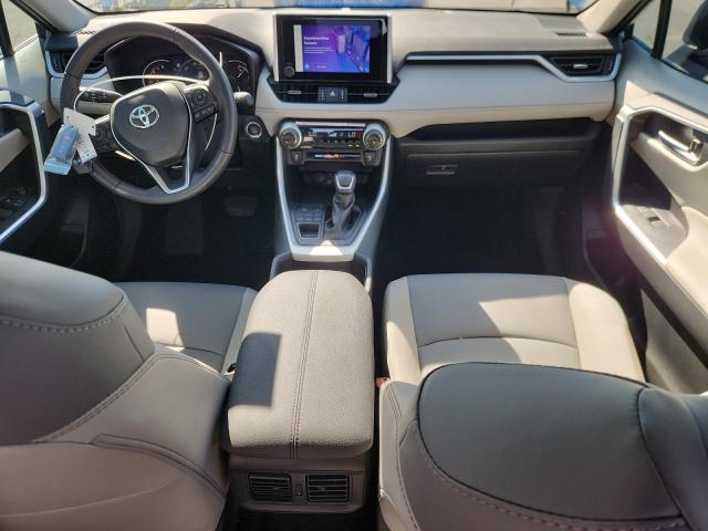 Toyota RAV4 Xle Premium Image 5