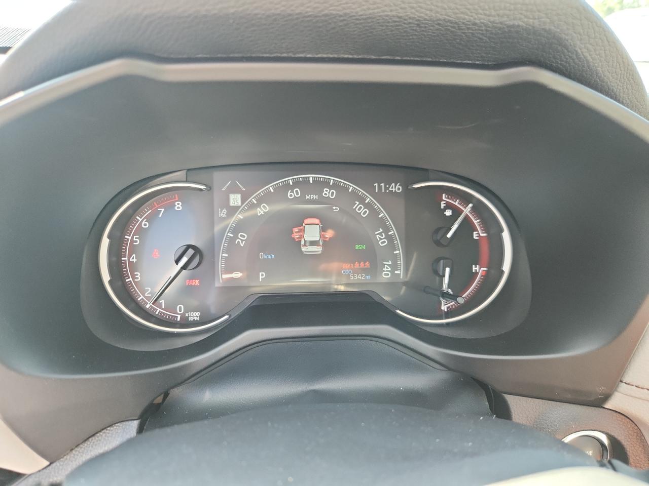 Toyota RAV4 Xle Premium Image 4