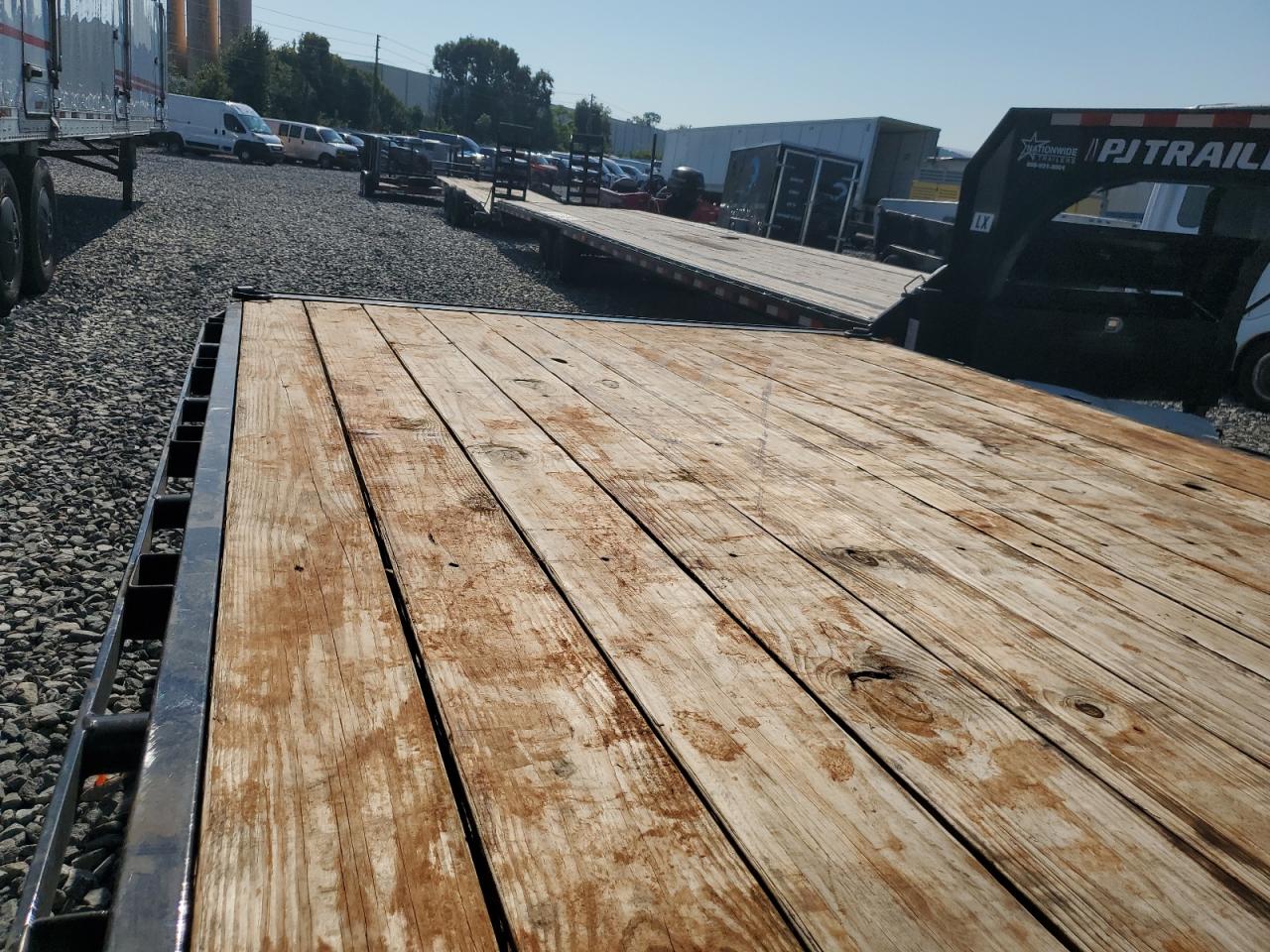 Loadtrail Other Image 5