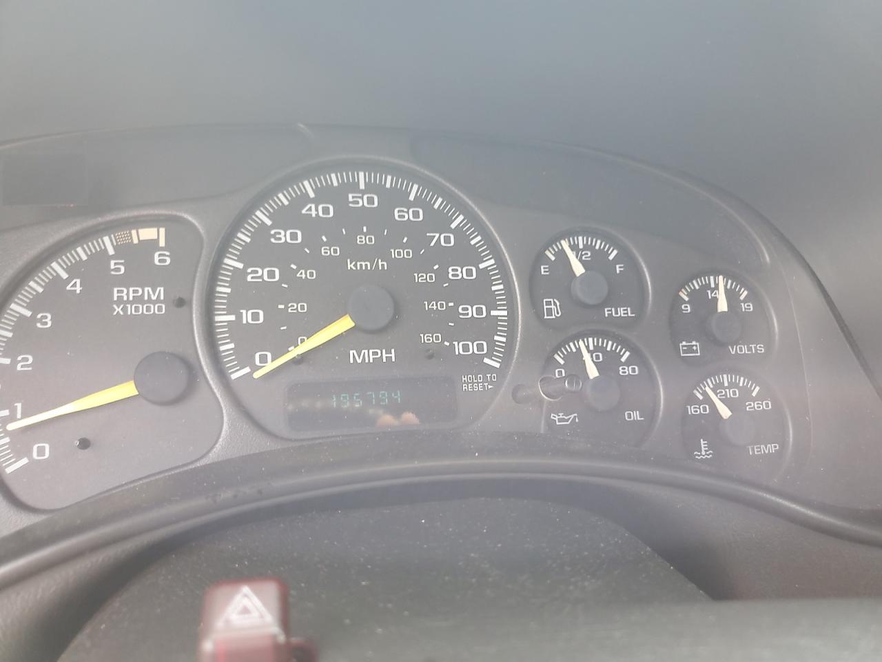 Chevrolet Silverado C1500 Image 7