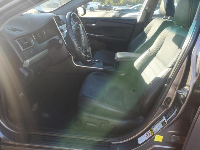 Toyota Camry Le Image 4