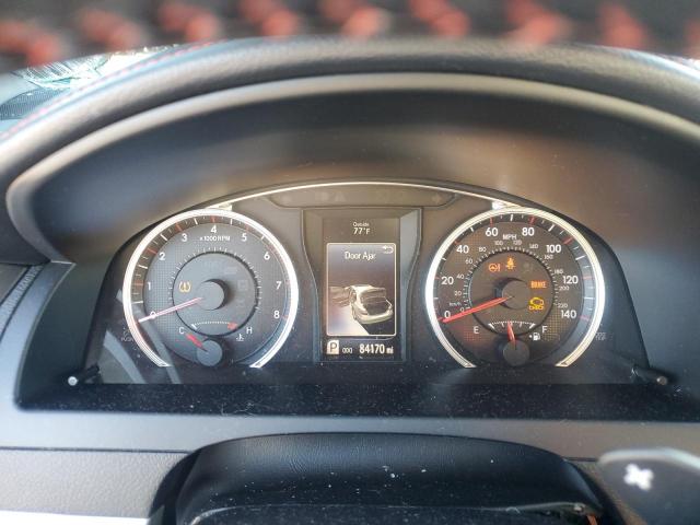 Toyota Camry Le Image 7