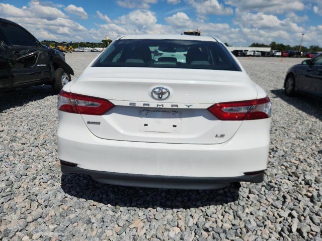 Toyota Camry L Image 5