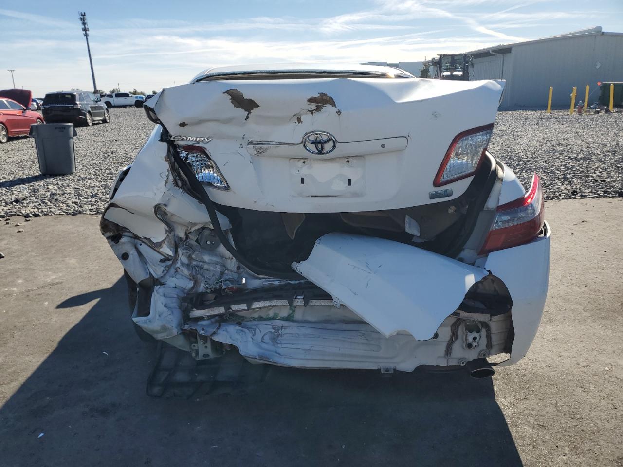 Toyota Camry Hybrid Image 10