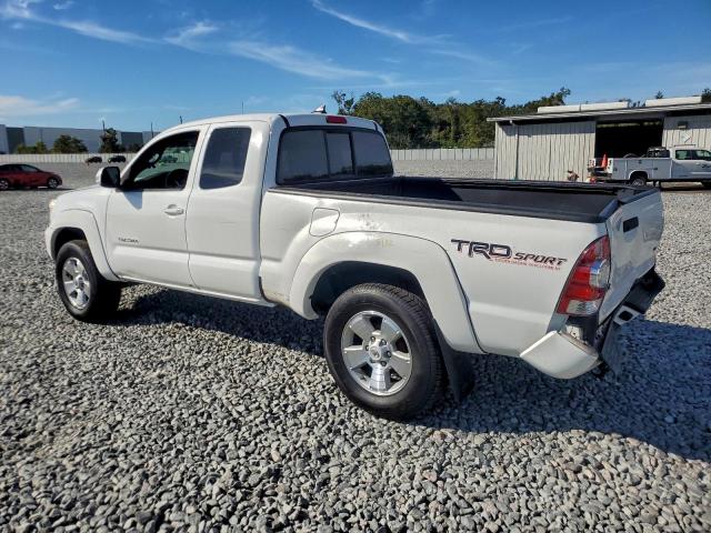 Toyota Tacoma Access Cab Image 8