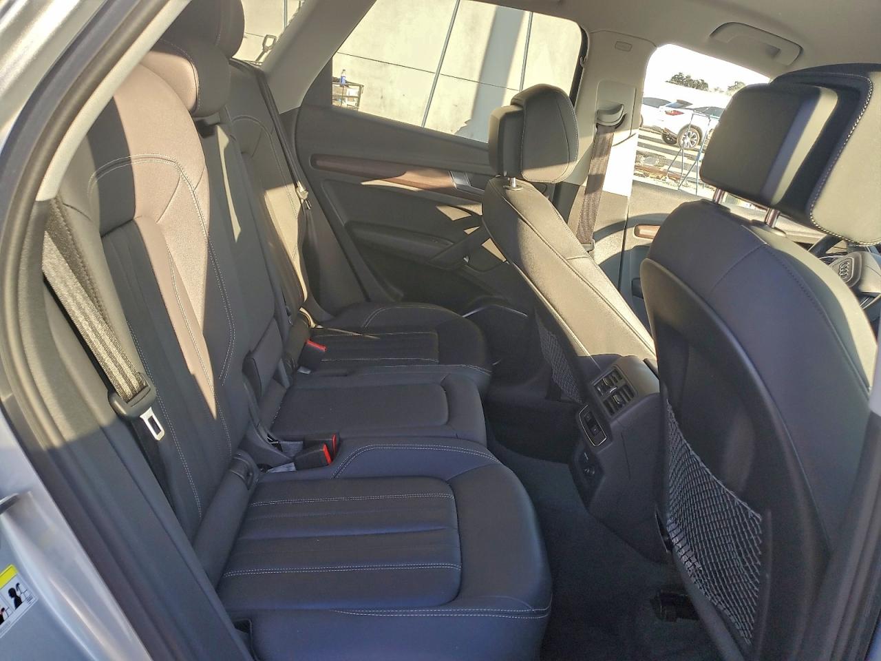 Audi Q5 Premium Image 13