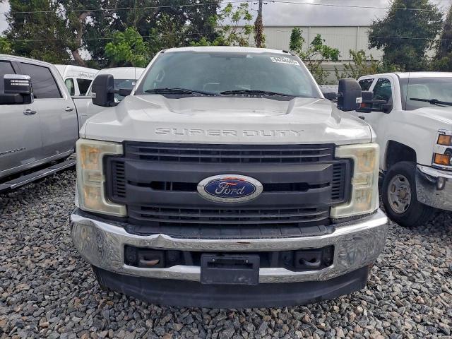 Ford F-350 Super Duty Image 8