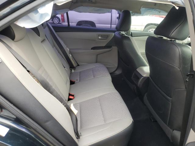 Toyota Camry Le Image 5