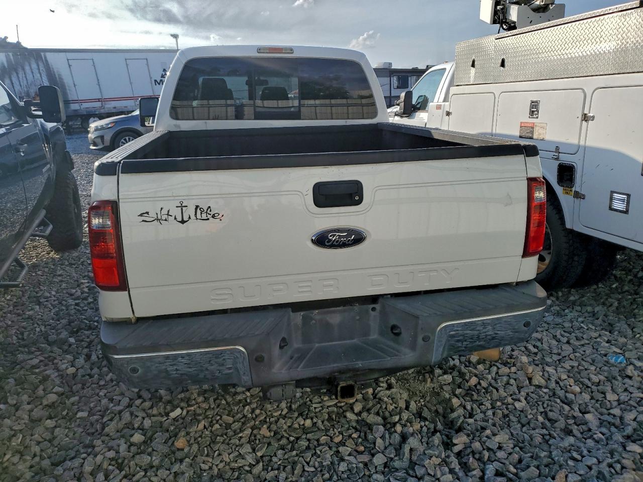 Ford F-250 Super Duty Image 10