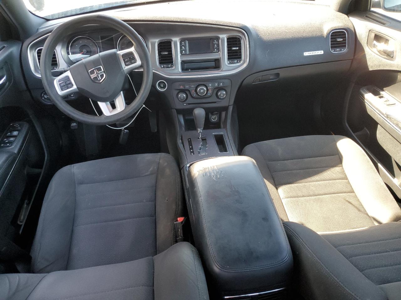 Dodge Charger Se Image 13