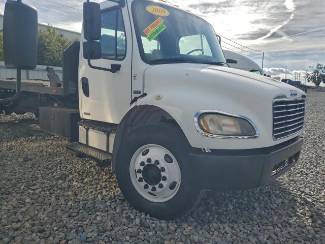Freightliner M2 106 Med 106 Medium Duty Image 2