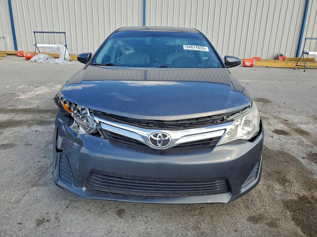 Toyota Camry L Image 9
