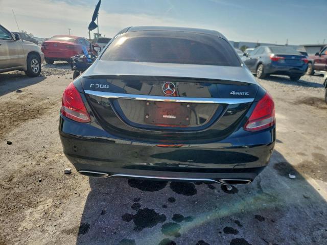 Mercedes-Benz C-Class 300 4matic Image 8