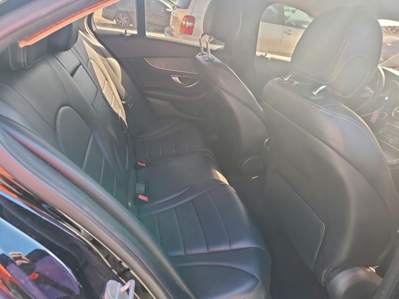 Mercedes-Benz C-Class 300 4matic Image 7