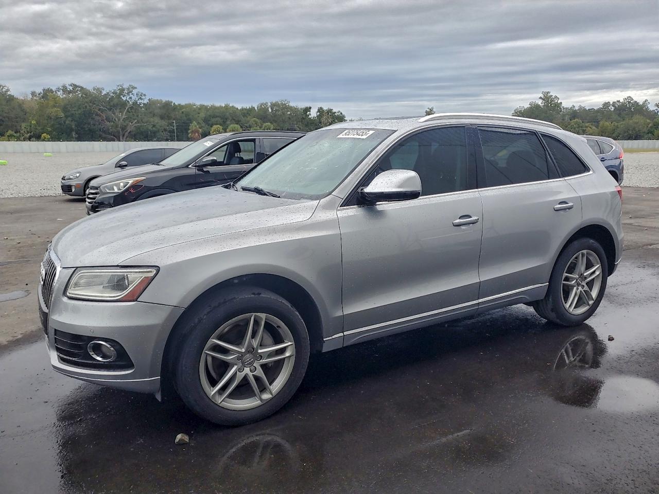 Audi Q5 Premium Plus Image 1