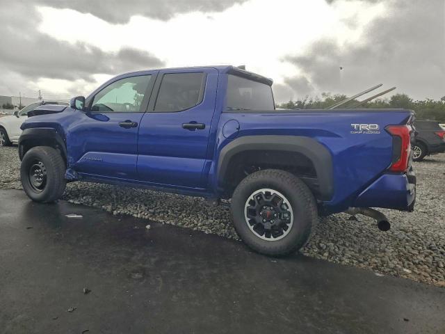 Toyota Tacoma Double Cab Image 2
