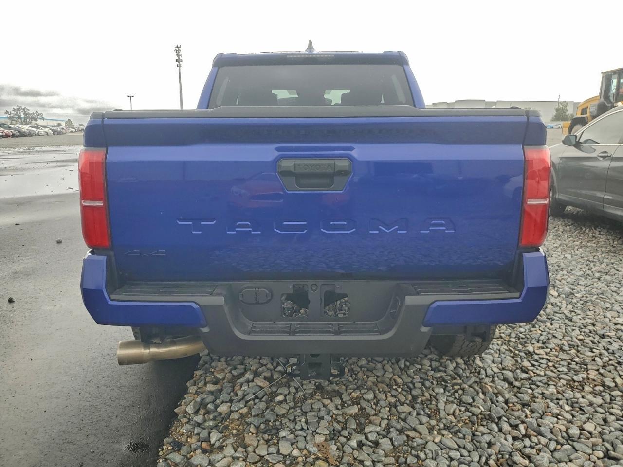 Toyota Tacoma Double Cab Image 9