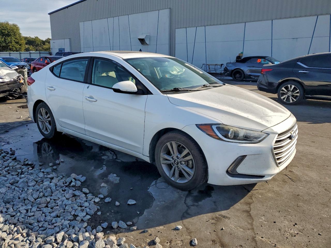 Hyundai ELANTRA Se Image 2