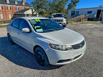  Salvage Kia Forte
