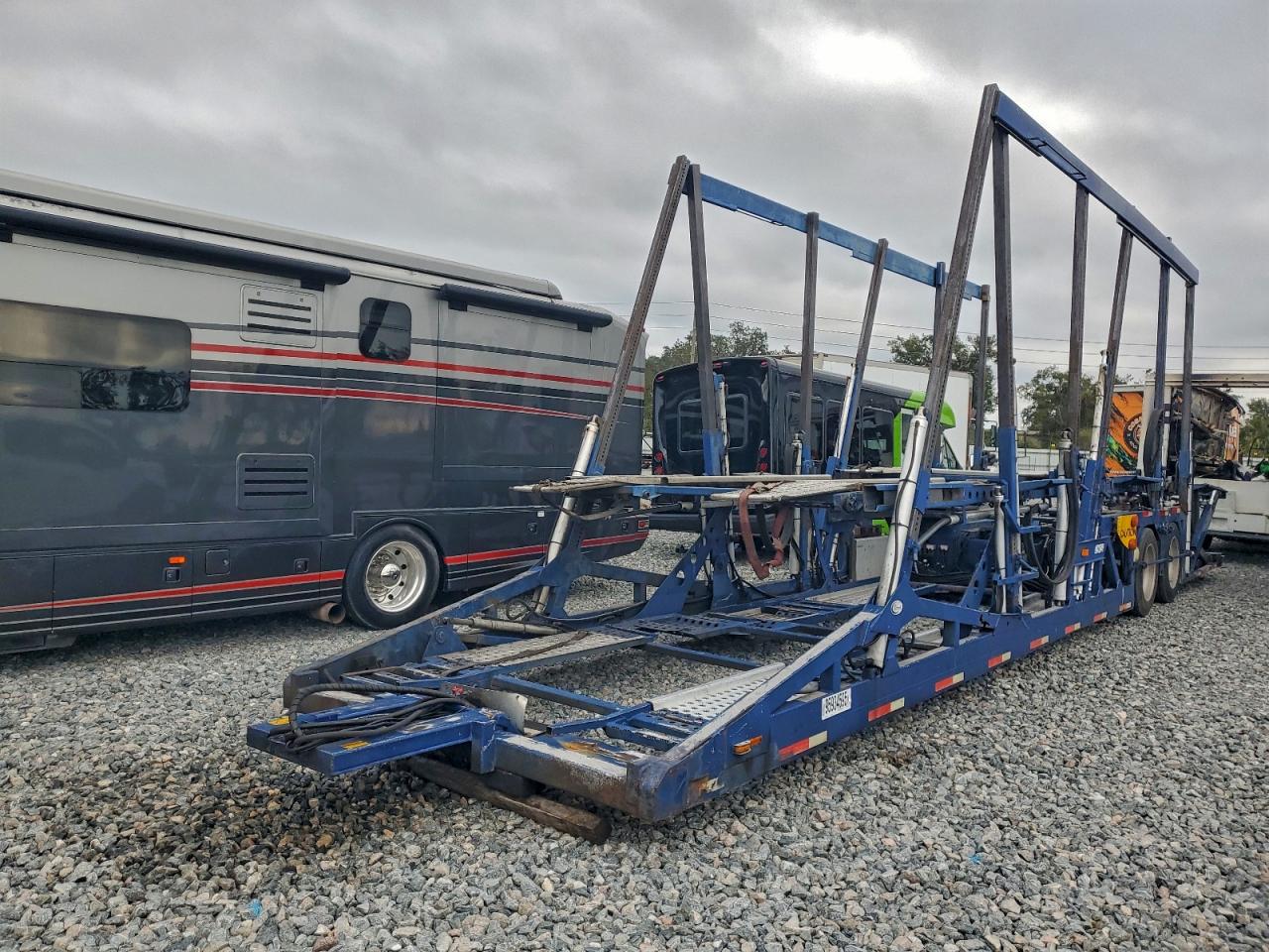 Continental Car 14  Cargo Image 2